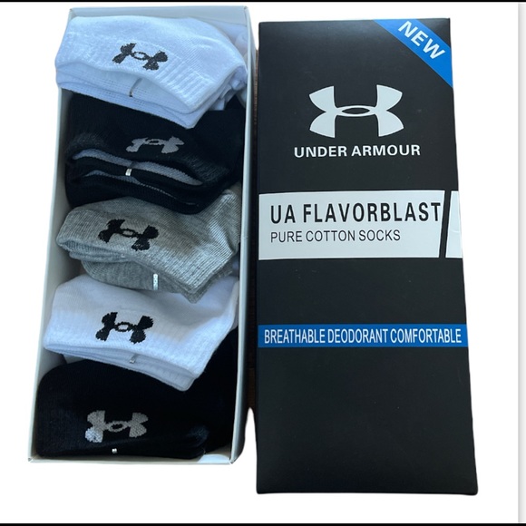 Under amour socks with gift box size 8-12 - Picture 5 of 6